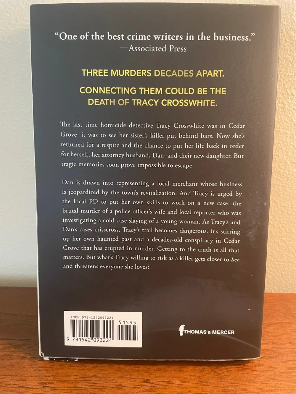 A Cold Trail Paperback - by Robert Dugoni NYT Bestselling Author